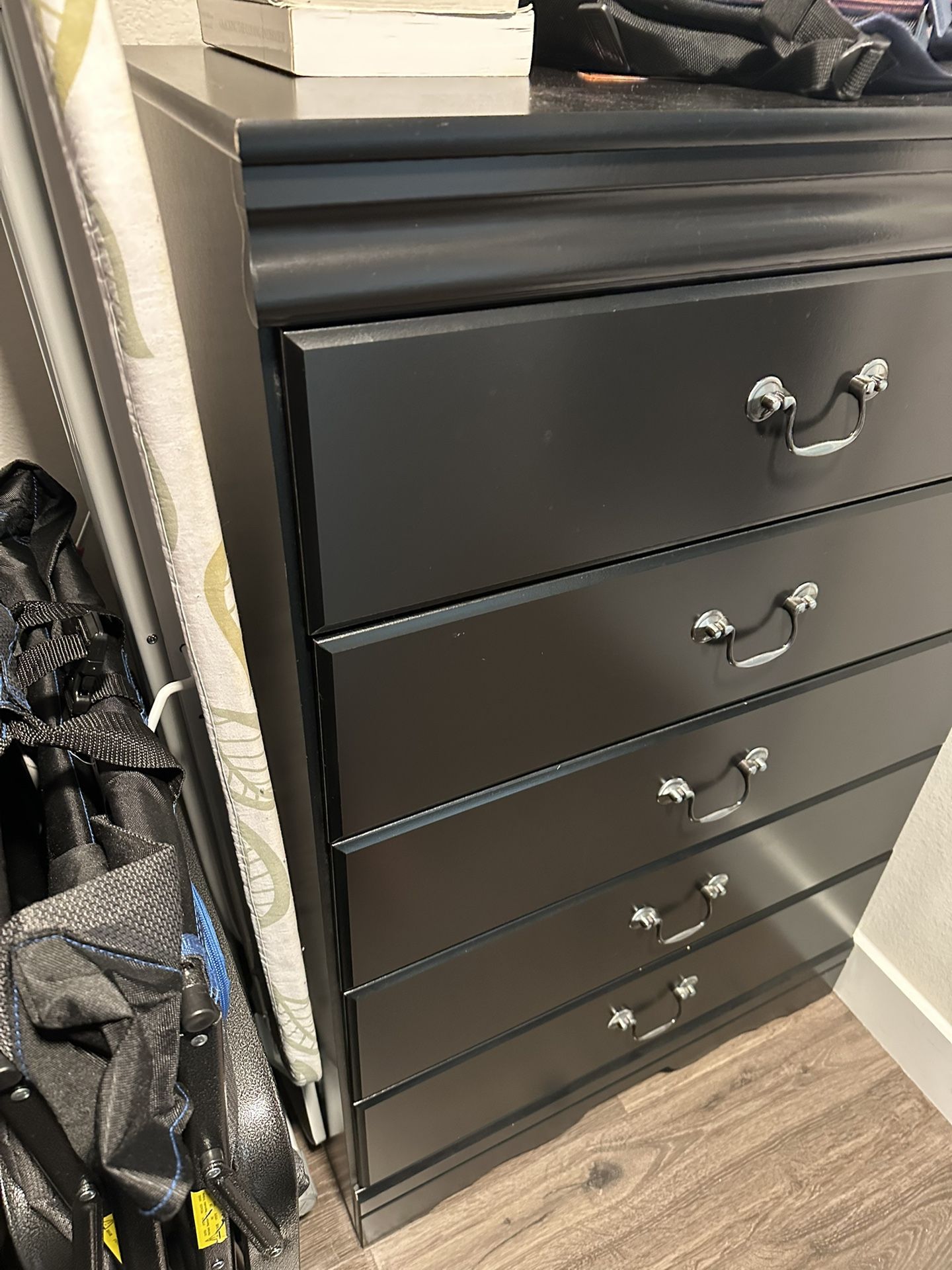 Chest 5 Drawer