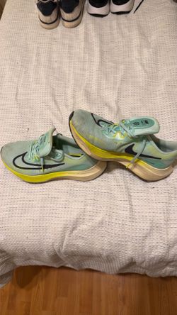 nike running shoes size 10.5