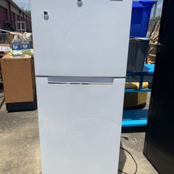🚨REDUCED🚨!!! Magic Chef 10.1 Cu Ft 