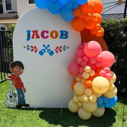 Backdrop & Party Decor