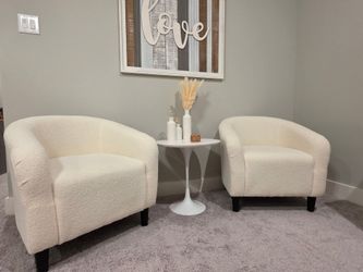 Set of 2 Cream Boucle Barrel Accent Chairs