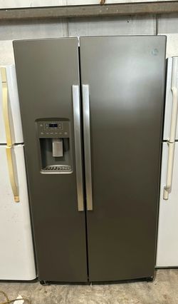 GE Side by Side Stainless Steel - Energy Star Adjustable Shelves