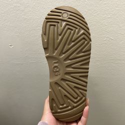 Uggs Size 3 Kids