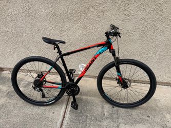 2017 Giant Revel 29er