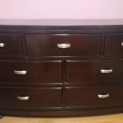 Raymour & Flanigan Dresser And End Table 