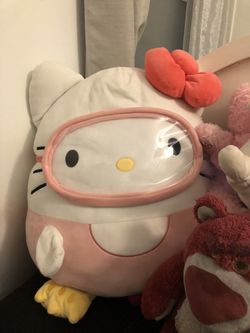 Hello Kitty Squishmallow 