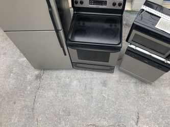 Stainless kitchen appliance sets