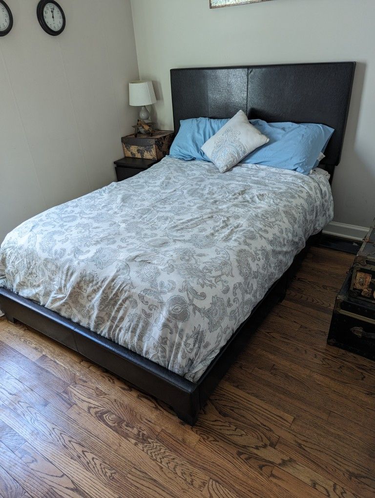 Full Size Bed And Frame 