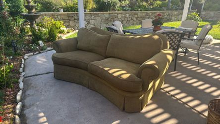 Love seat