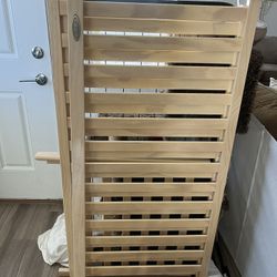 Graco Wooden Crib