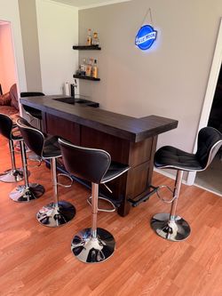 Bar + draft keg cooler and stools