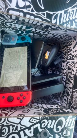 NINTENDO SWITCH 1 OLED MODEL WITH 4 GAMES INCLUDED + EXTRA STORAGE 128 MICRO SD INCLUDED