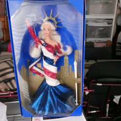 BARBIE STATUE OF LIBERTY DOLL