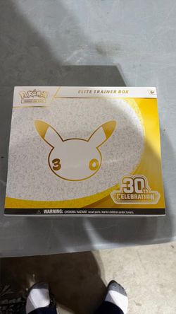Pokémon TCG 30th Celebration Elite Trainer Box