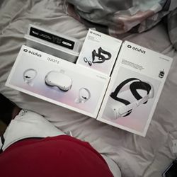 OCULUS QUEST 2 128GB OPEN BOX $350 OBO worth $500+