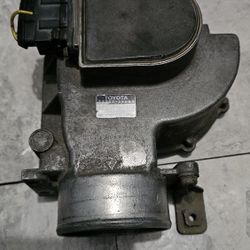 AIR FLOW METER SENSOR DENSO FOR TOYOTA PICKUP 22RE  (89-95)