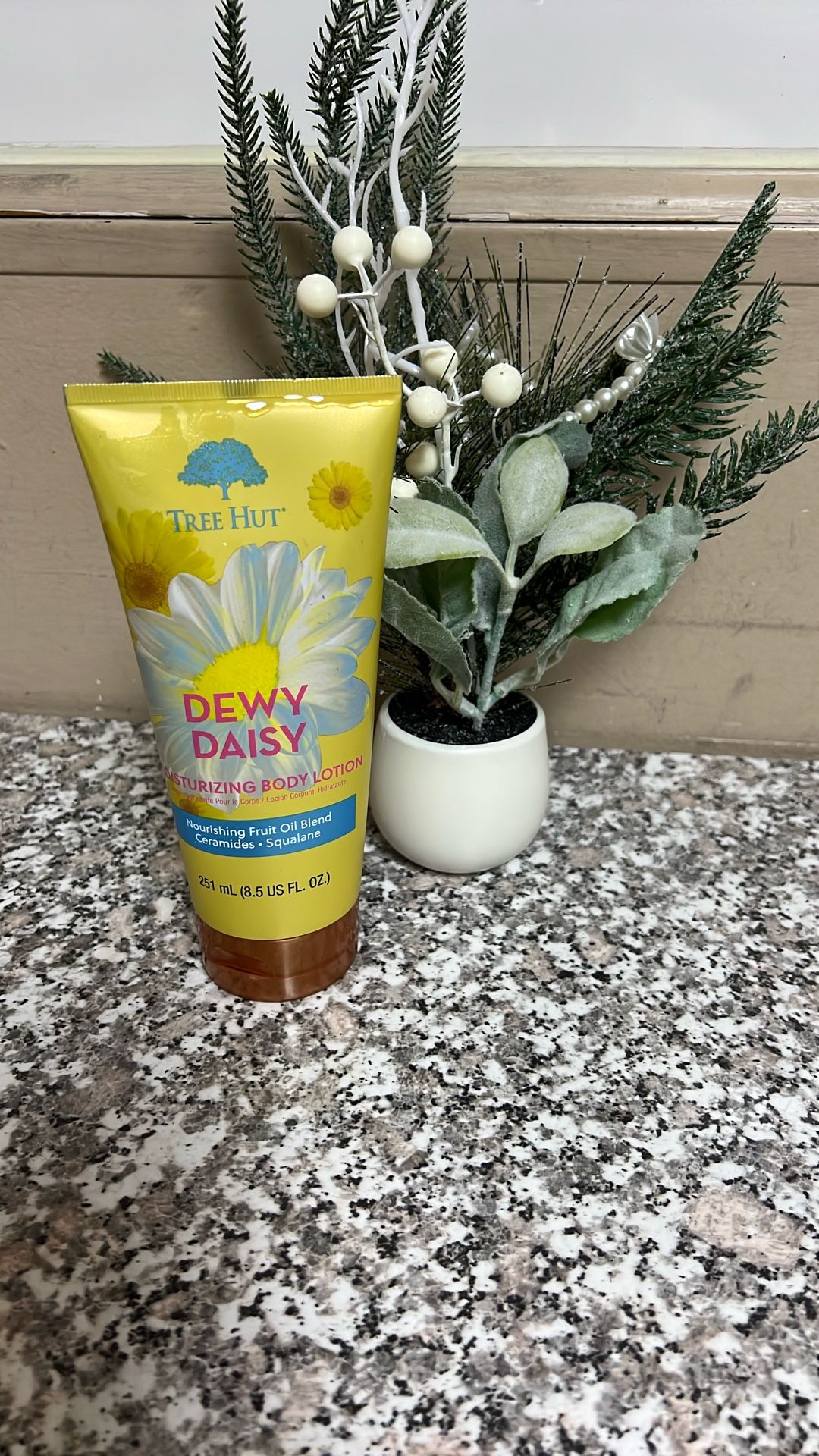Tree Hut Dewy Daisy Body Lotion