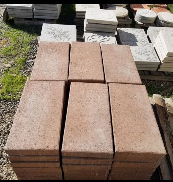 12X24 CONCRETE CEMENT STEPPING STONE PAVERS 5 EACH for Sale in