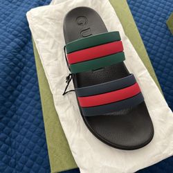Jordan 6s 1s& 4s / Gucci Slides &Gucci and Nike sneakers 