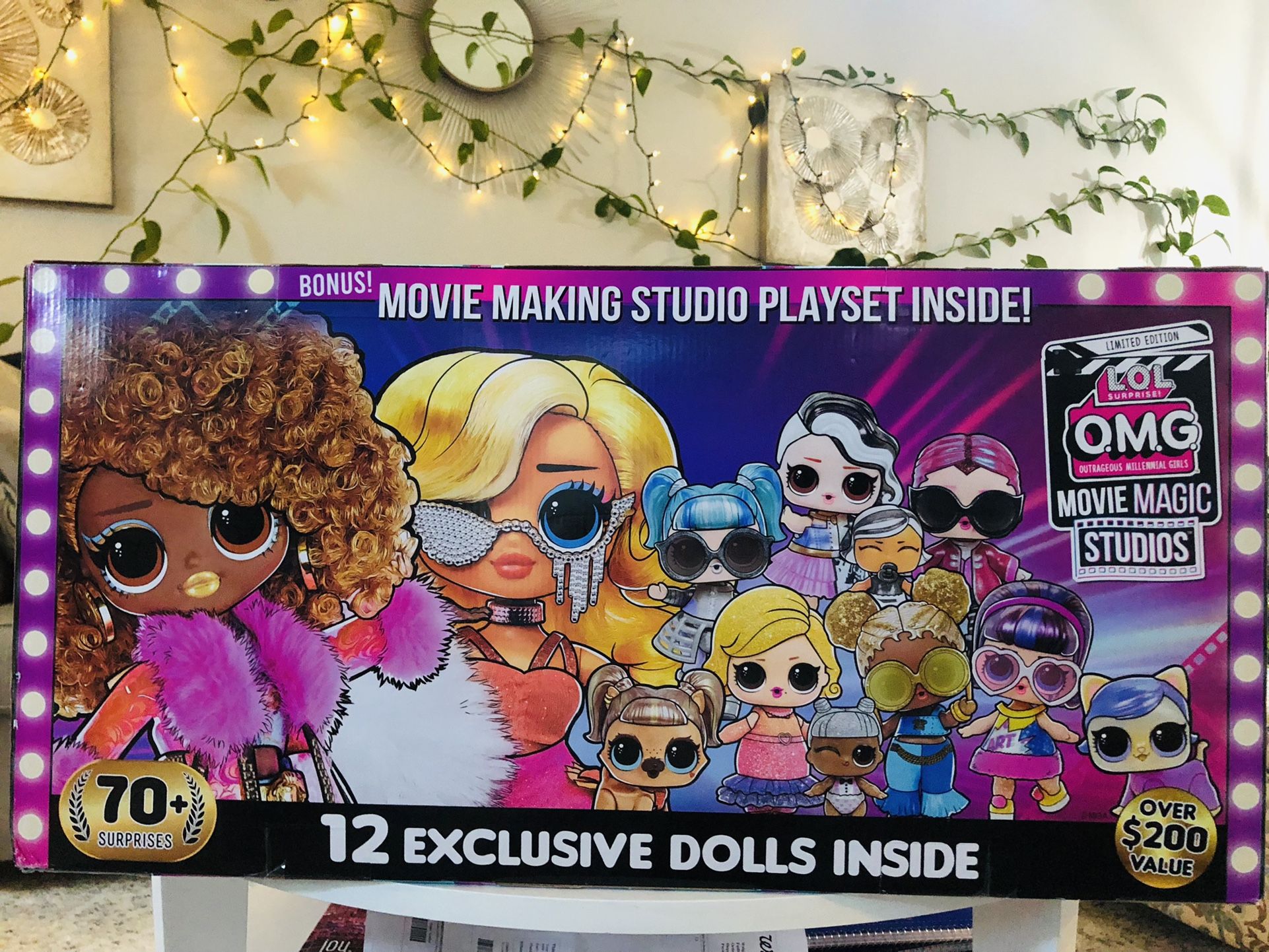 $75 LOL Magic Studios  With 12 Exclusive Dolls Store Price Is $135 Brand New And Pick Up Gahanna