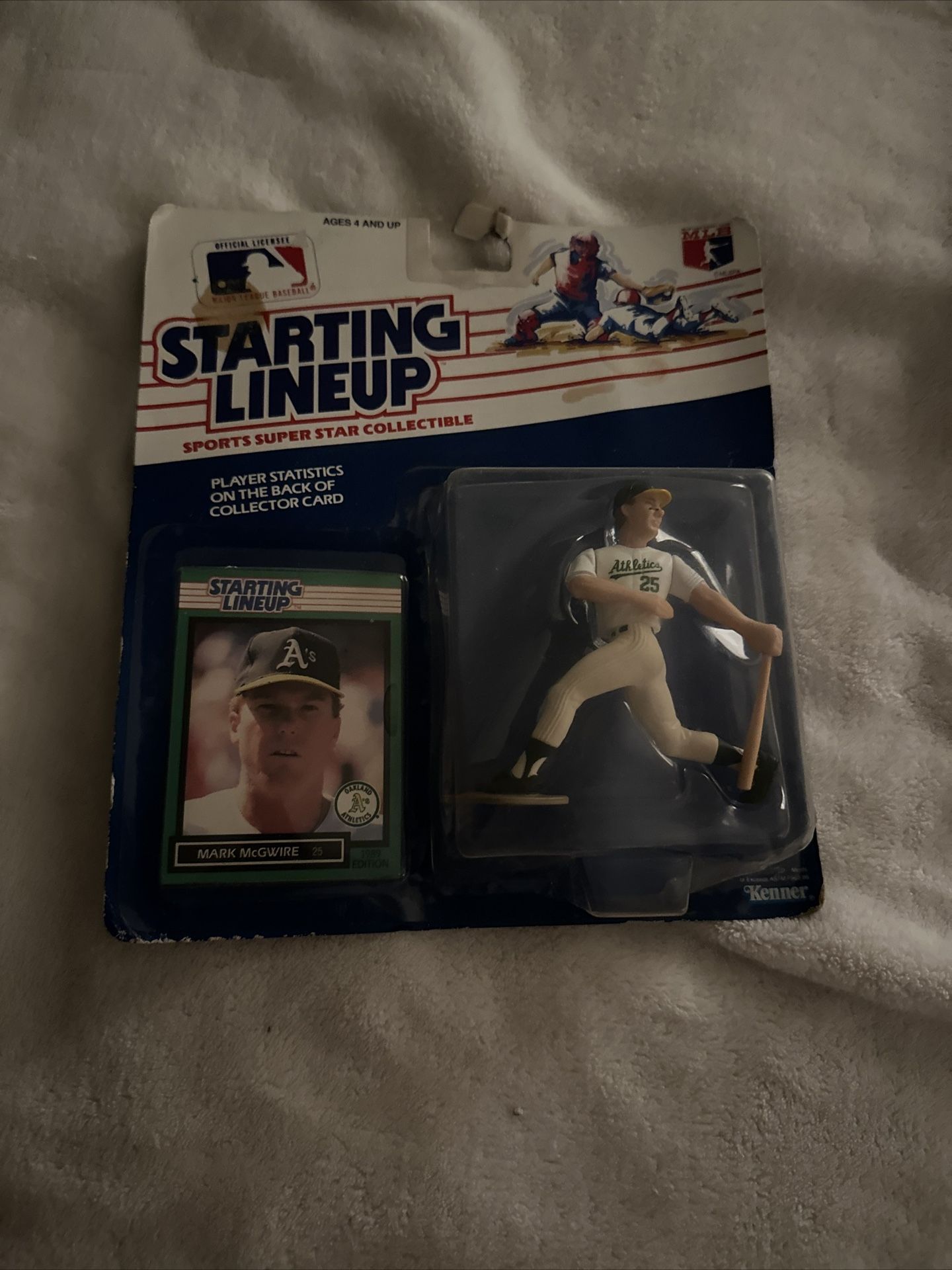 Mark McGwire Starting Lineup MLB figure 1989 Edition