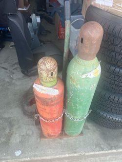 Oxygen and acetylene with cart