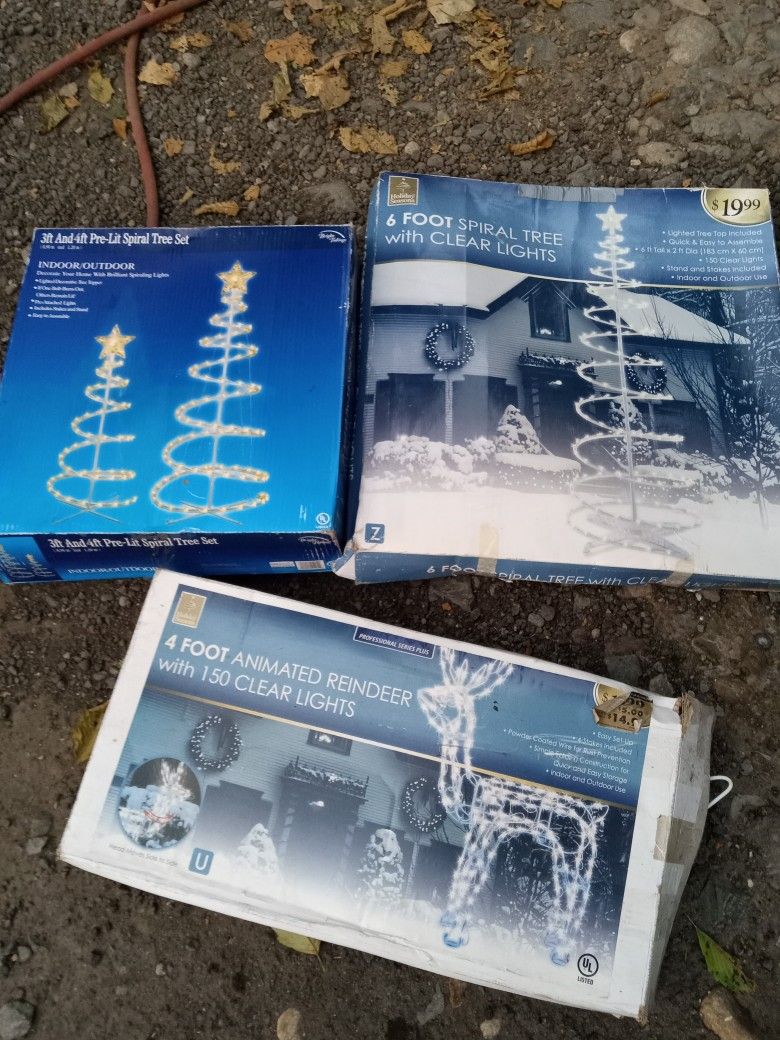 Christmas Decorations for Sale in Arlington, WA OfferUp