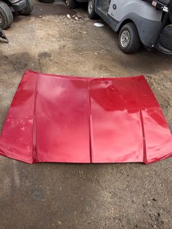 Chrysler 300 hood