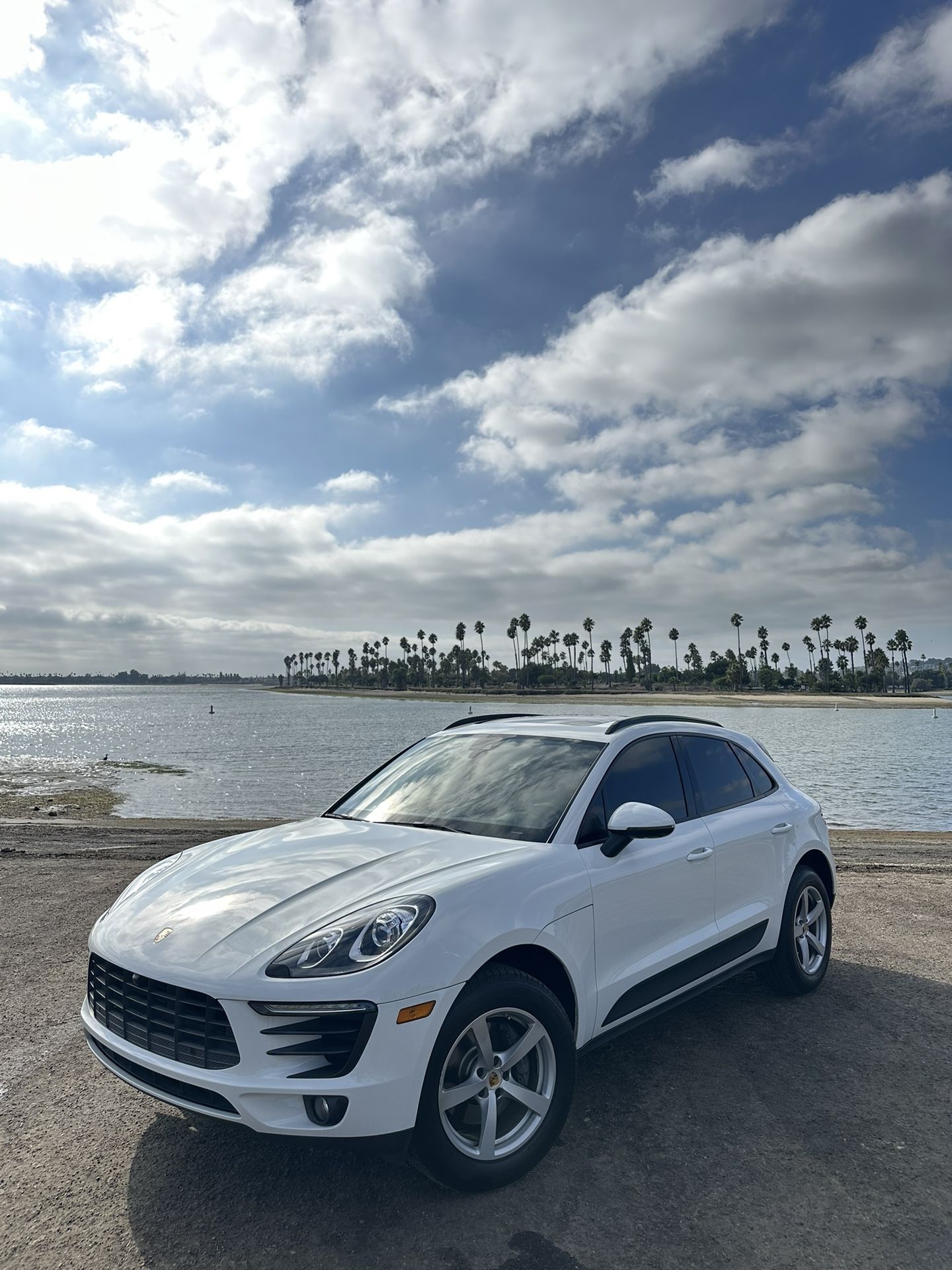 2017 Porsche Macan