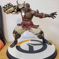 VERY NEW Overwatch Doomfist Premium Statue 14.25" with Base