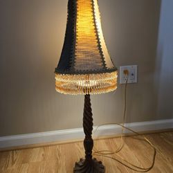 Chic And Modern Wood Post Lamp