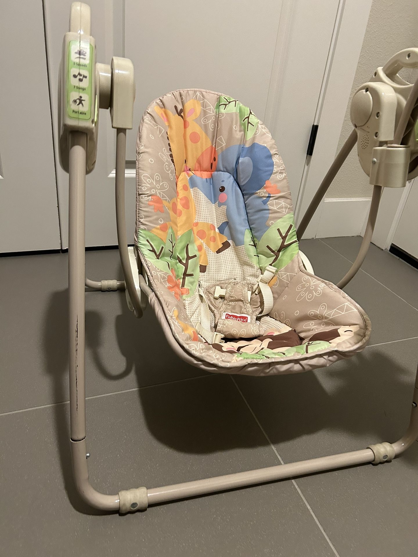 Fisher Price - Infant Chair - Cradle & Swing