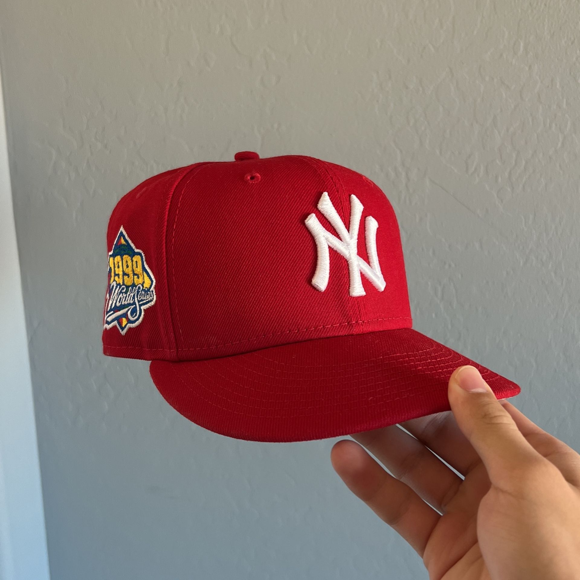 Red Yankees 1999 World Series Patch Hat