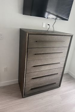 SOLID WOOD 5 DRAWER CHEST - Taupe 😍😍