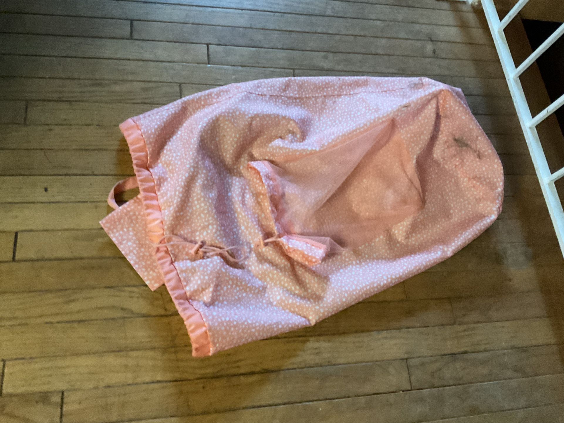 A Good  Bag Park Made With Fabric, Good For Laundry (NO SHIPPING) 