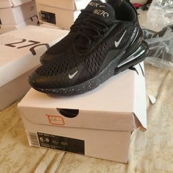 Nike 270