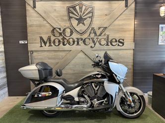 2017 Victory Motorcycles Cross Country Tour