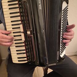 Beautiful Accordion Full Size With Case