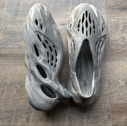 Yeezy Foam “MX Granite