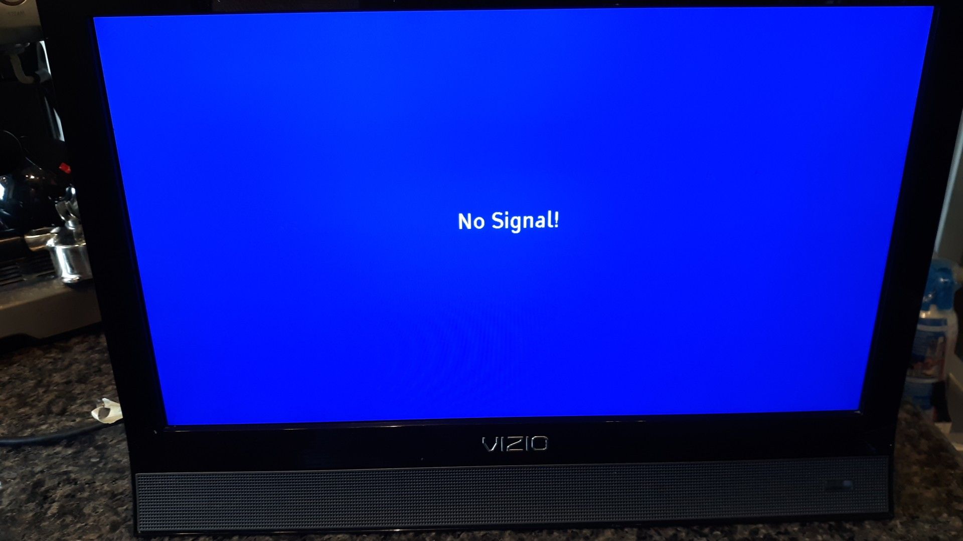 Small 18 inch vizio television works well