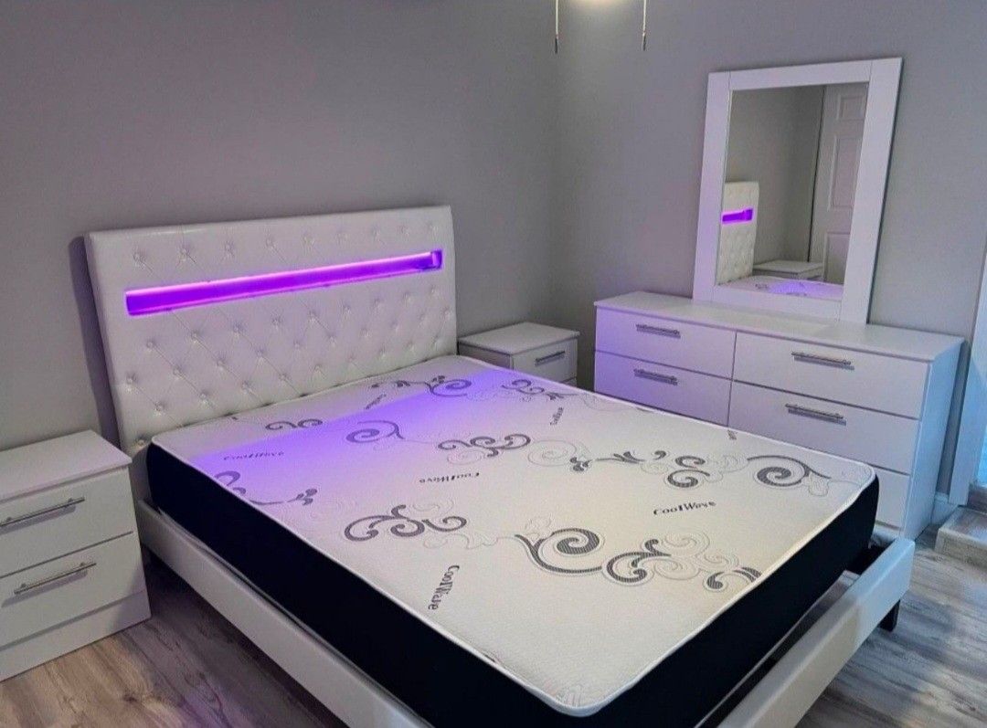 Bedroom Set ( Juego De Cuarto)💮Sold separately too💮Fast delivery