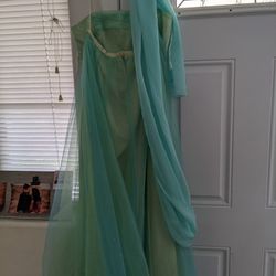Home Coming / Prom Dress ( 3 Pieces) 