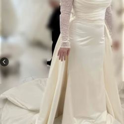 Wedding dress 