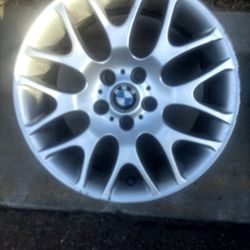 BMW Wheel For E90-E93 One 18” Original Rim. 