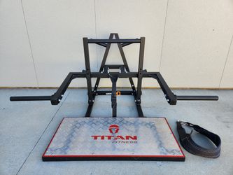Titan Fitness Plate Loaded Belt Squat Machine
