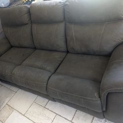 MUST GO TODAY Recliner Electric Sofas (2)
