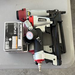 Staple gun