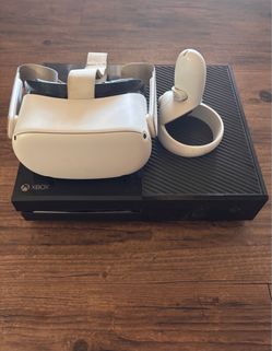 Original Xbox 1 and Meta Quest 2