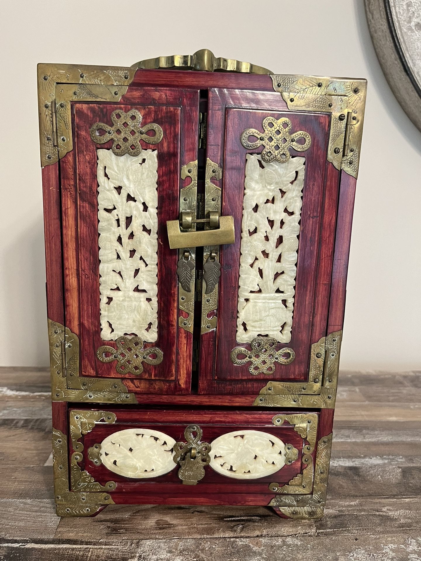 Vintage Oriental Jewelry Chest