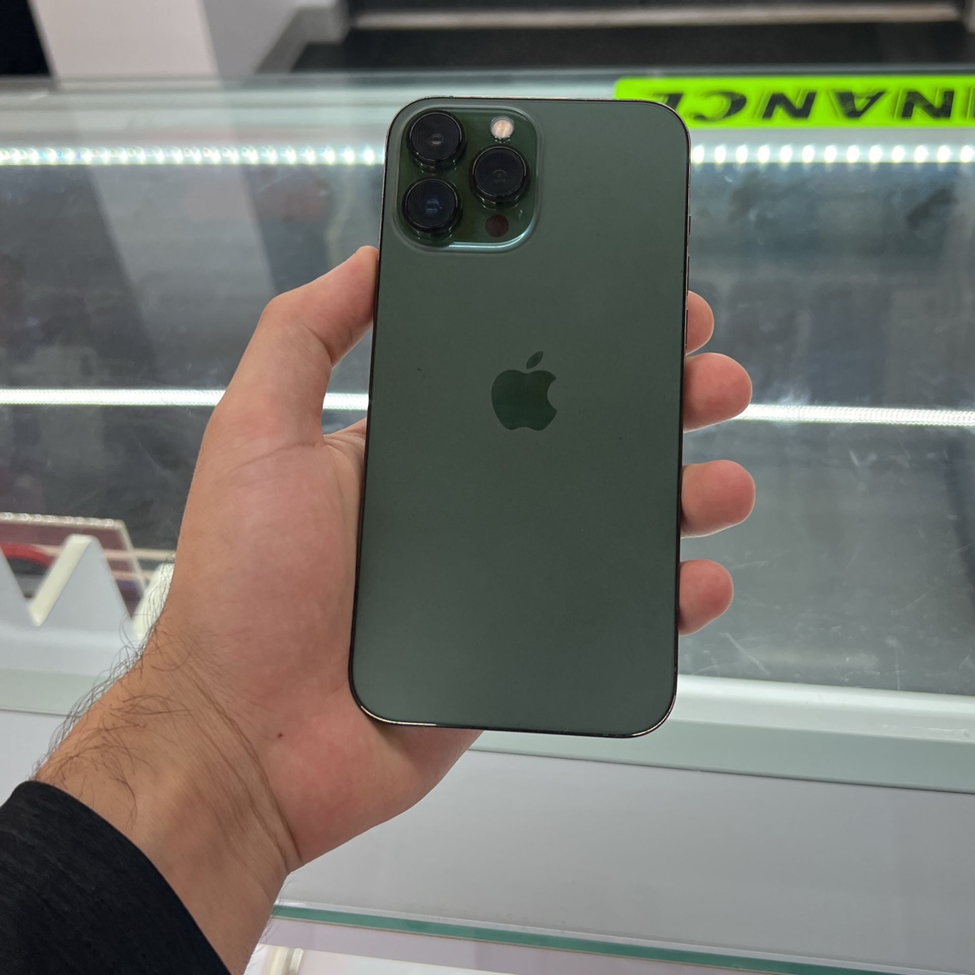iPhone 13 Pro Max 128GB (Unlocked)